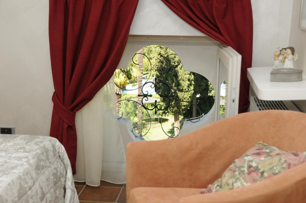Villa Callas 16 Сирмионе Екстериор снимка