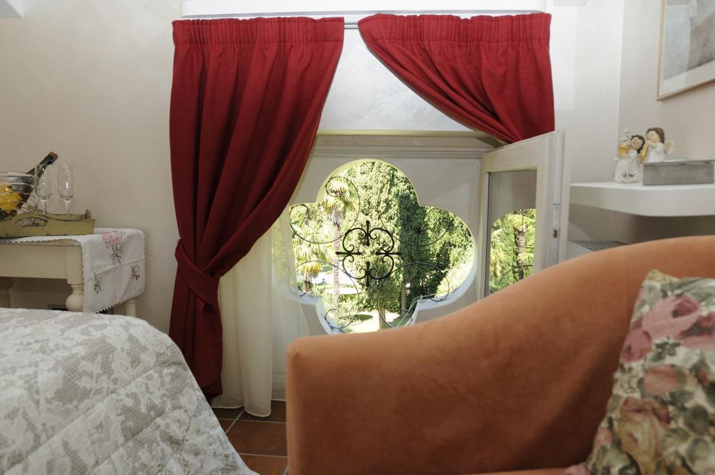 Villa Callas 16 Сирмионе Екстериор снимка